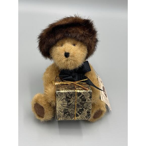 Boyd’s Bears IVANA SPENDALOT In Hat & Born To Shop Black Velvet Purse 8” Jointed - Picture 1 of 12